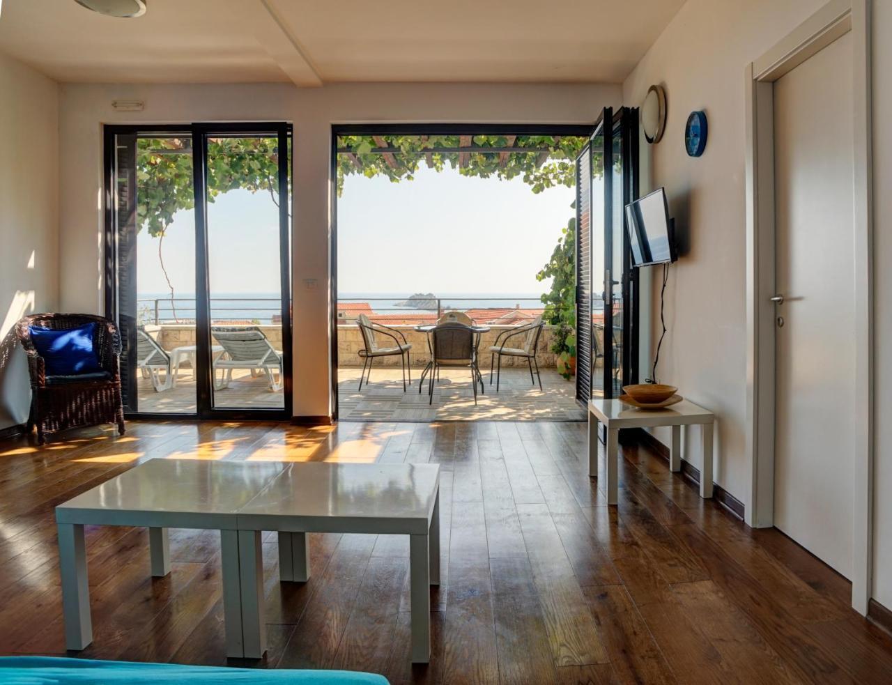 Minja Nerin Appartement *